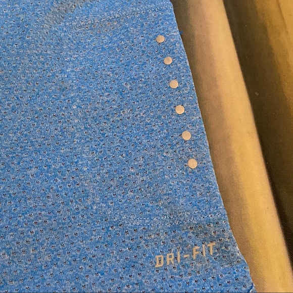 Nike Dri Fit Top XS - Picture 5 of 13